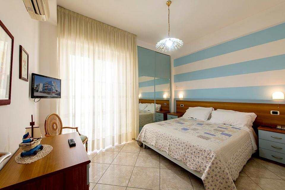 Hotel Le Soleil San Benedetto del Tronto Exterior photo